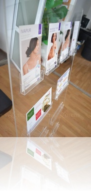 1-display-brosuri-din-plexiglas-premium